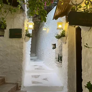 8 Aparthotel